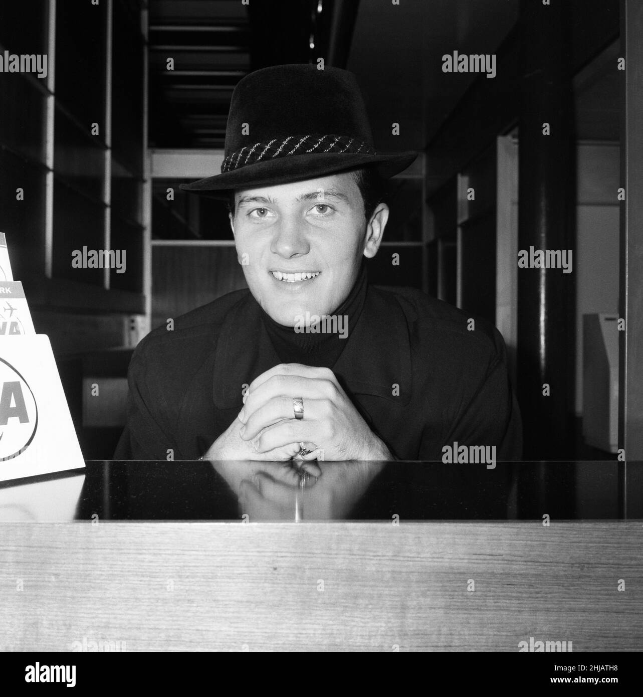 Pat Boone at London Airport on his way back to America. 31st October 1962 Stock Photo Alamy