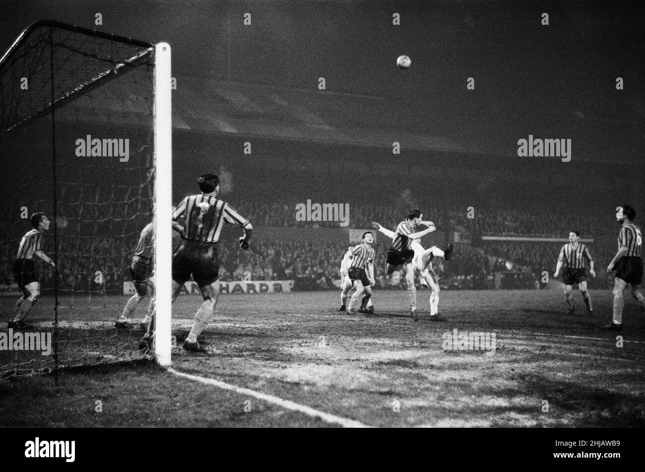 Crystal Palace played Real Madrid at Selhurst Park, on the night of 18th April 1962, to mark the new floodlighting system. The final score was Crystal Palace 3 Real Madrid 4. Stock Photo