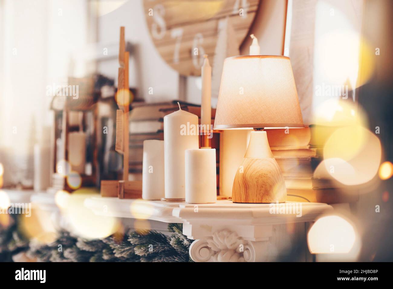 Fireplace mantel hi-res stock photography and images - Alamy