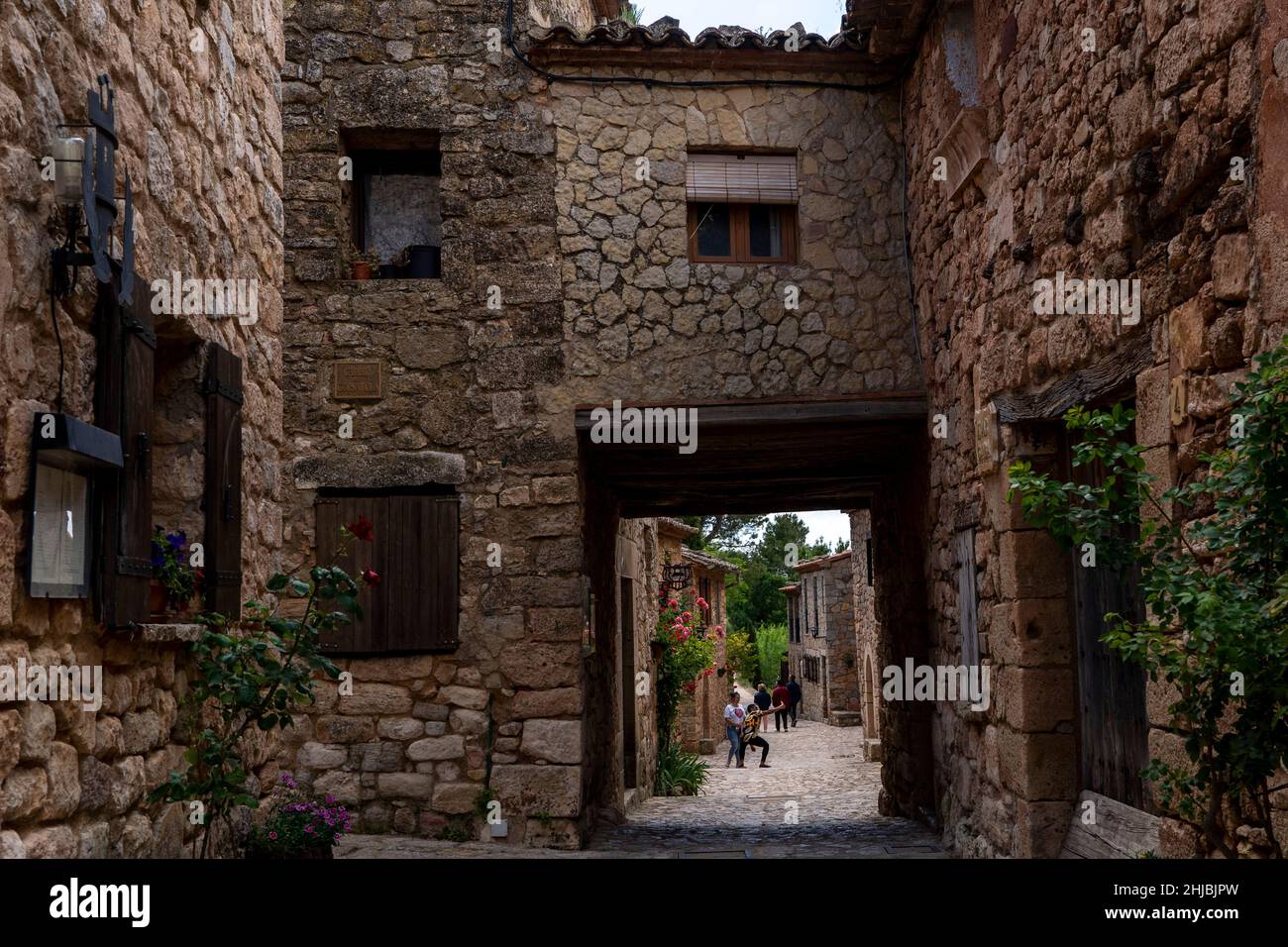 The clifftop village of Siurana, in the municipality of the Cornudella de Montsant in the comarca of Priorat, Tarragona, Catalonia, Spain. It was repo Stock Photo