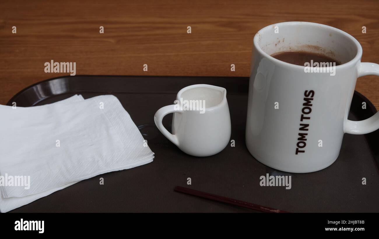 Inside ceramic store hires stock photography and images Alamy