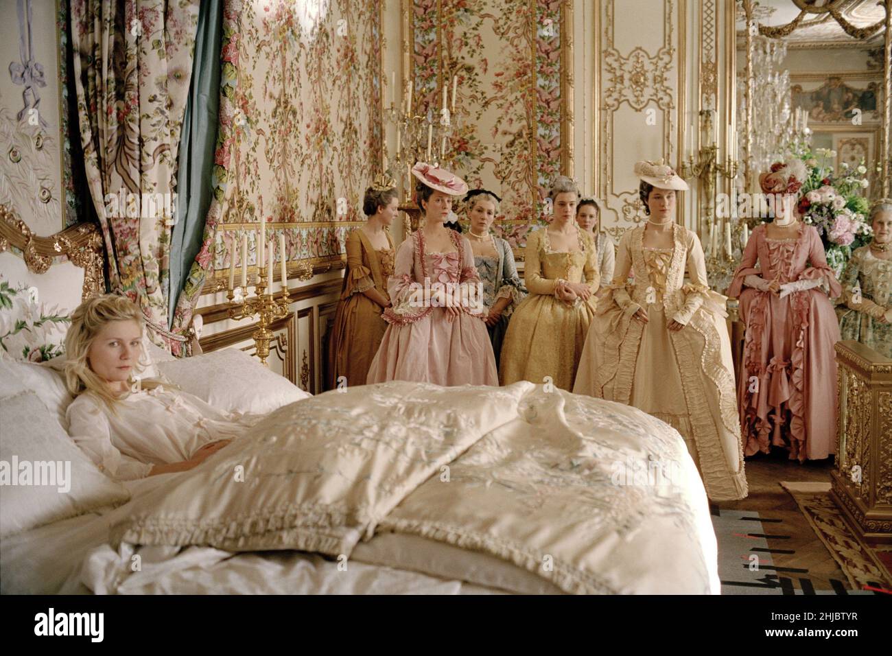Marie Antoinette Year : 2006 USA Director : Sofia Coppola Kirsten Dunst, Mary Nighy Stock Photo