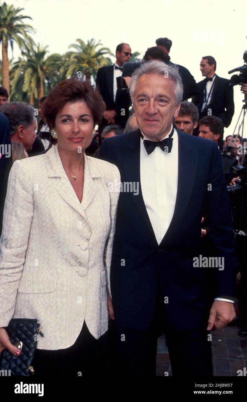 Jean-Pierre Cassel, French actor, and his wife Anne, during the 1992 Cannes  Film Festival Stock Photo - Alamy