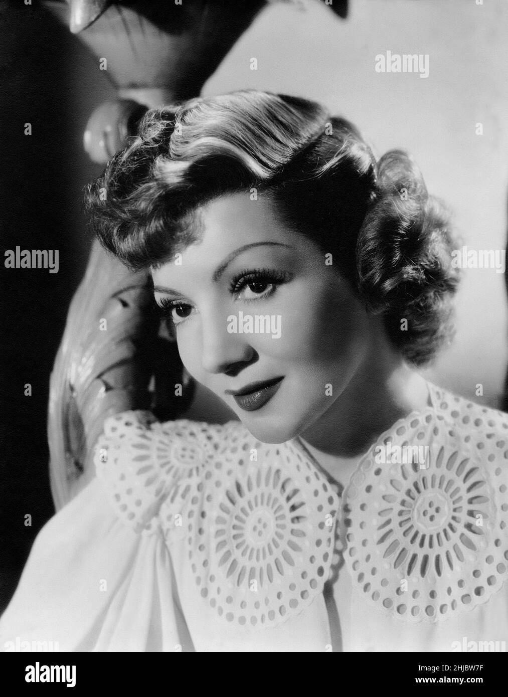 Claudette Colbert for 'The Palm Beach Story'. USA, 1942 Photo session used for an ad for The Max Factor Hollywood Face Powder. Stock Photo