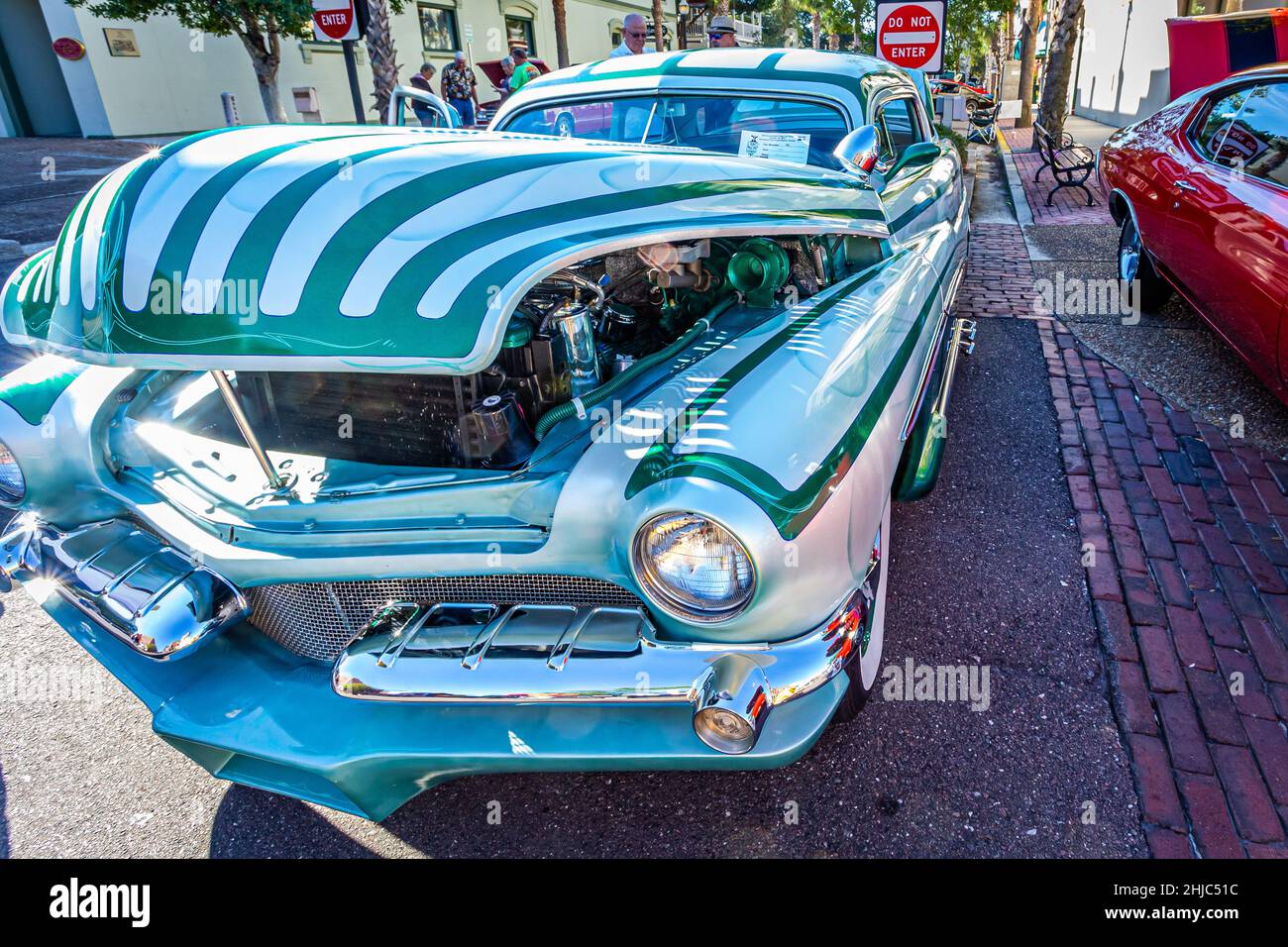 Fernandina Beach, FL October 18, 2014 Wide angle front corner view