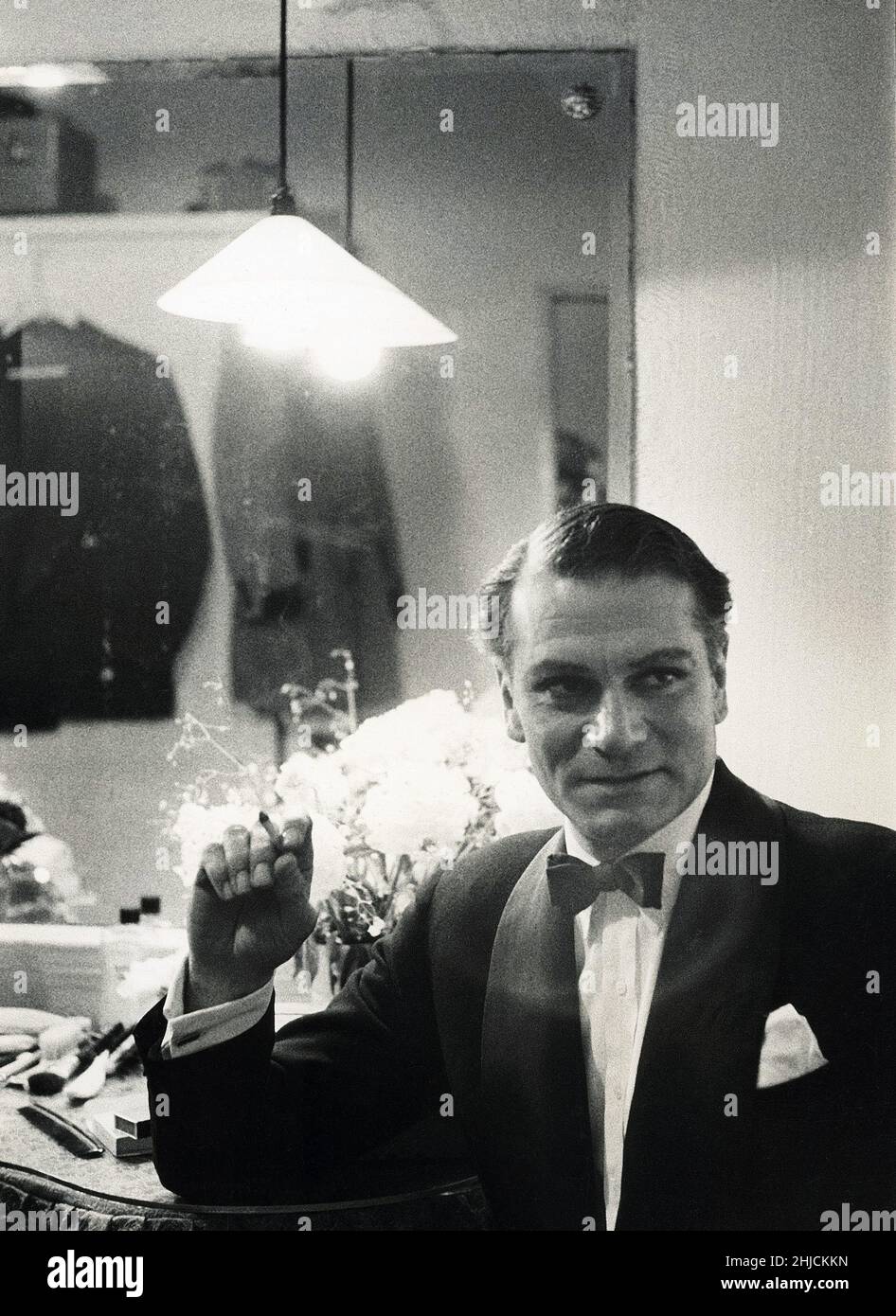 The English actor Sir Laurence Olivier (May 22 1907 ‚Äì July 11, 1989) backstage at the London Palladium, where he had appeared in connection with a benefit, 1950. Stock Photo