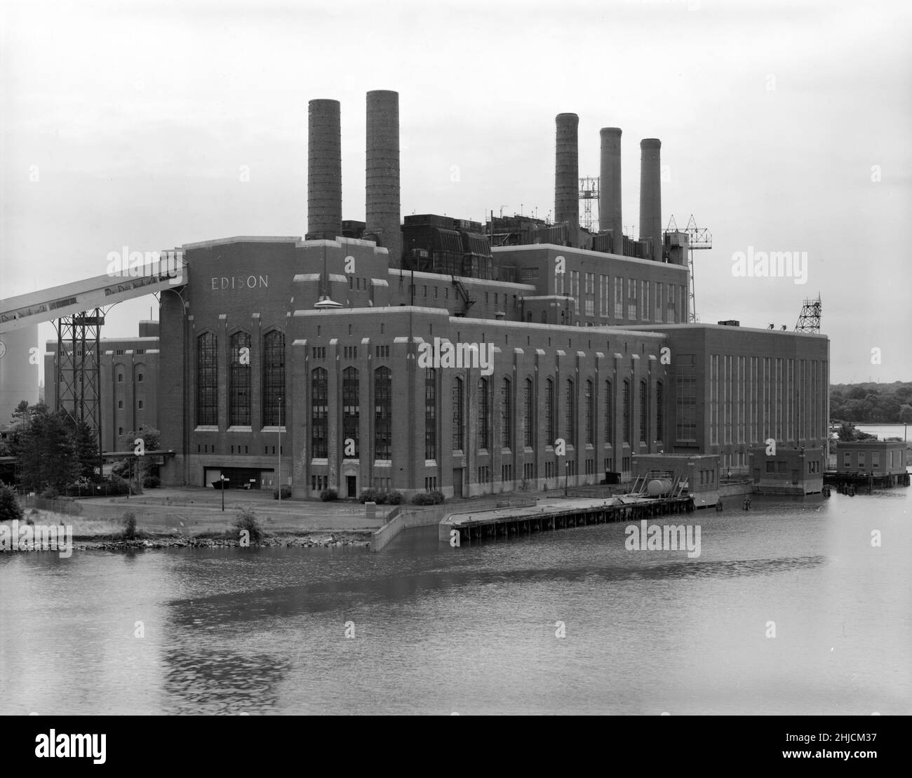 Generating plant at Edison Electric Illuminating Company, Charles L. Edgar Station, Fore River, Weymouth, Norfolk County, Massachusetts. Photo circa 1968. Stock Photo