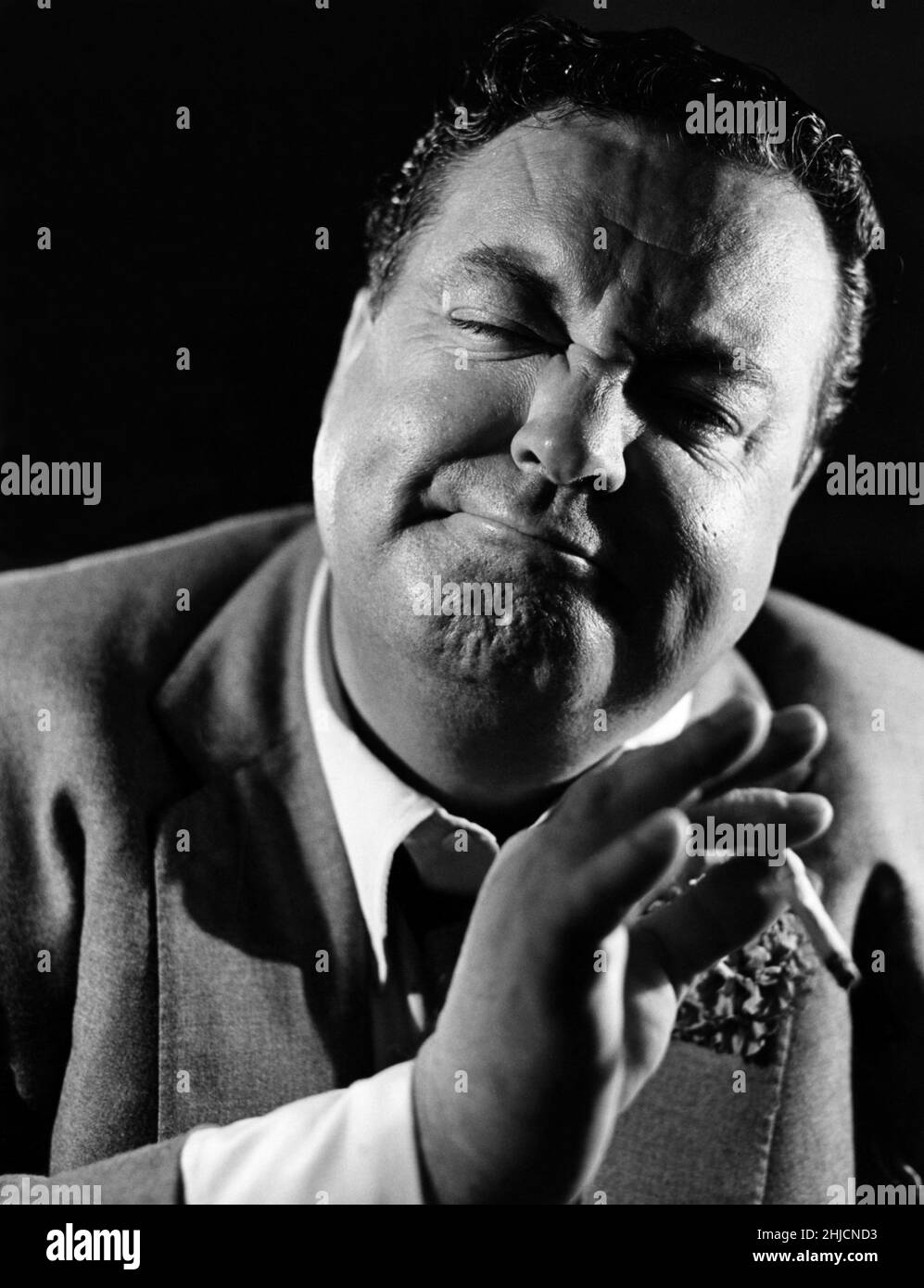 Jackie Gleason (1916-1987), American comedian and actor, whose hit TV variety program, 'The Jackie Gleason Show,' was second only to 'I Love Lucy' in national ratings. He played bus driver Ralph Kramden on another hit TV show, 'The Honeymooners.' Stock Photo