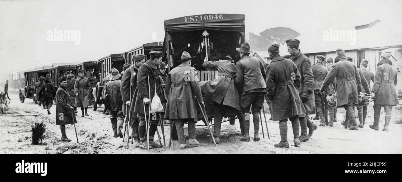 Hospital evacuation of wounded in Beau Desert, France, 17 December, 1918. World War I. Stock Photo