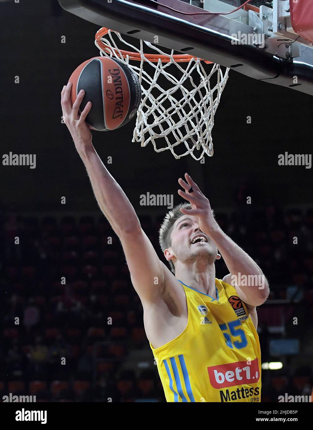 Muenchen, Germany (DE), 28 January, 2022. Pictured left to right, Ben Lammers (Alba Berlin) at the Basketball Euroleague, FC Bayern Muenchen - Alba Berlin. Credit: Eduard Martin/Alamy Live News Stock Photo