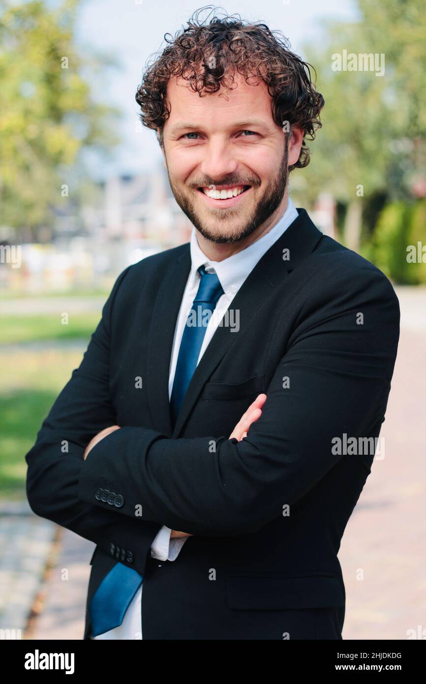 Portrait of a man outside Stock Photo - Alamy