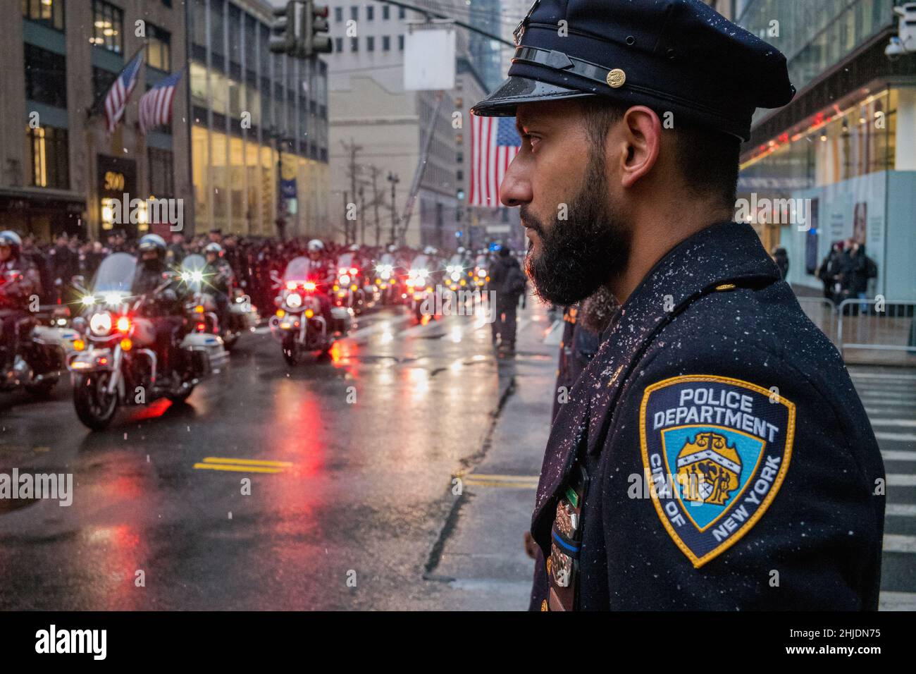 New York, New York, USA. 28th Jan, 2022. New York City Police officer