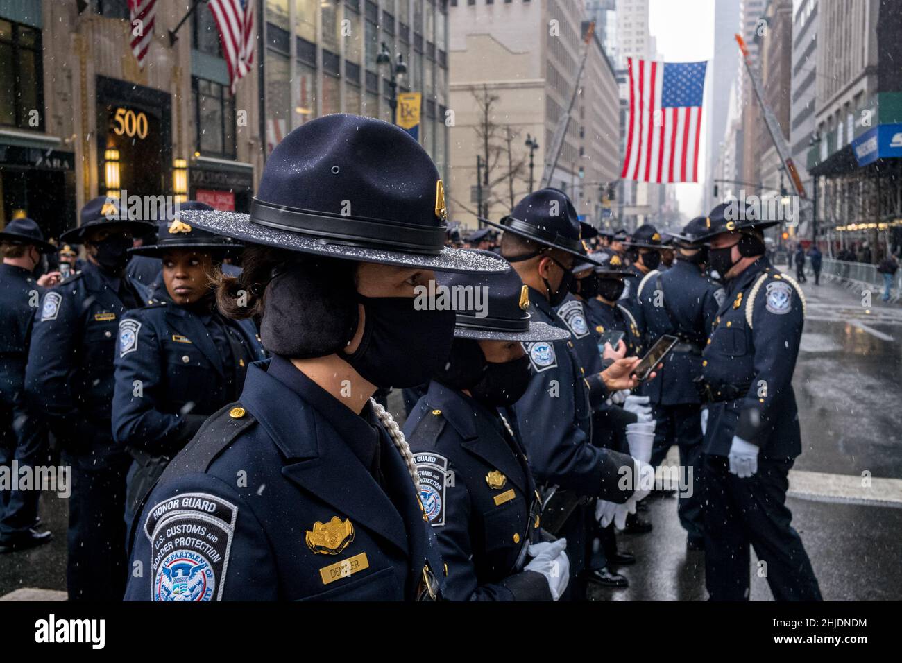 Us customs border protection officer hi-res stock photography and ...