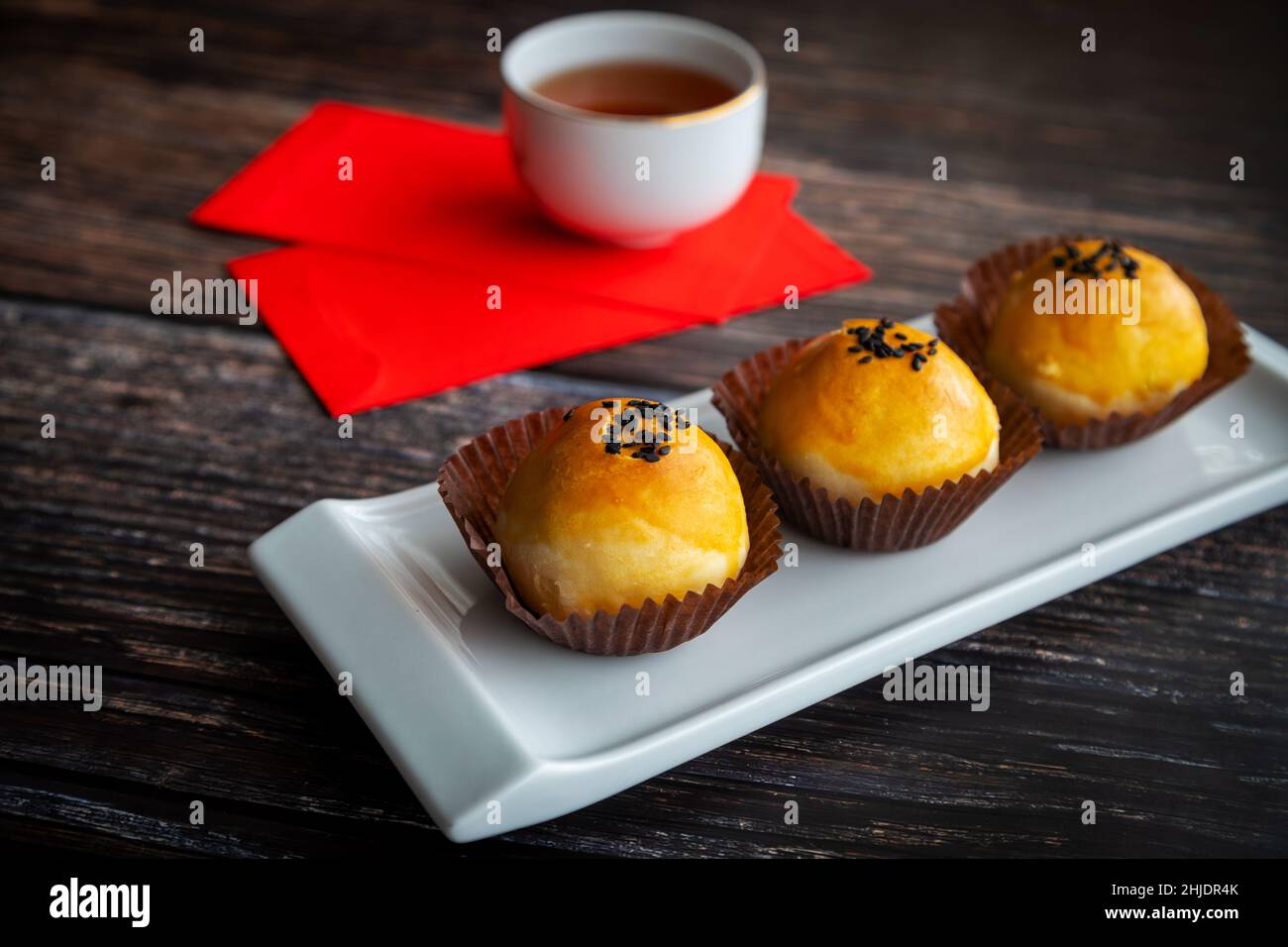 chinese new year fried pastry