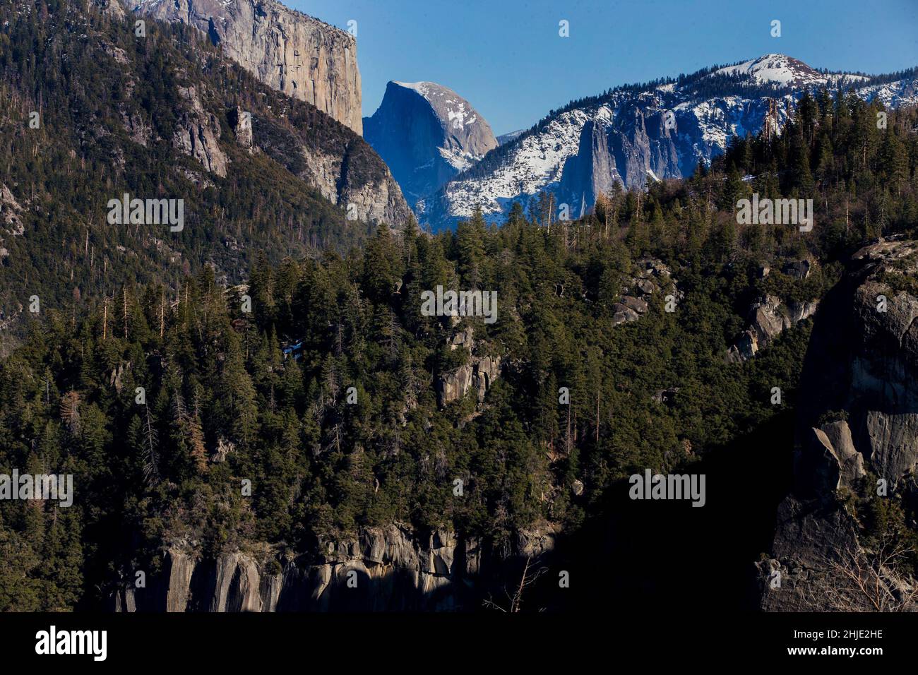 Yosemite National Park, CA, U.S.A. 28th Jan, 2022. Yosemite National Park in California, USA provides the ultimate nature experience for anyone looking to get out and experience nature. A view of Half Dome can be seen on your way into the Yosemite Valley. (Credit Image: © Marty Bicek/ZUMA Press Wire) Stock Photo
