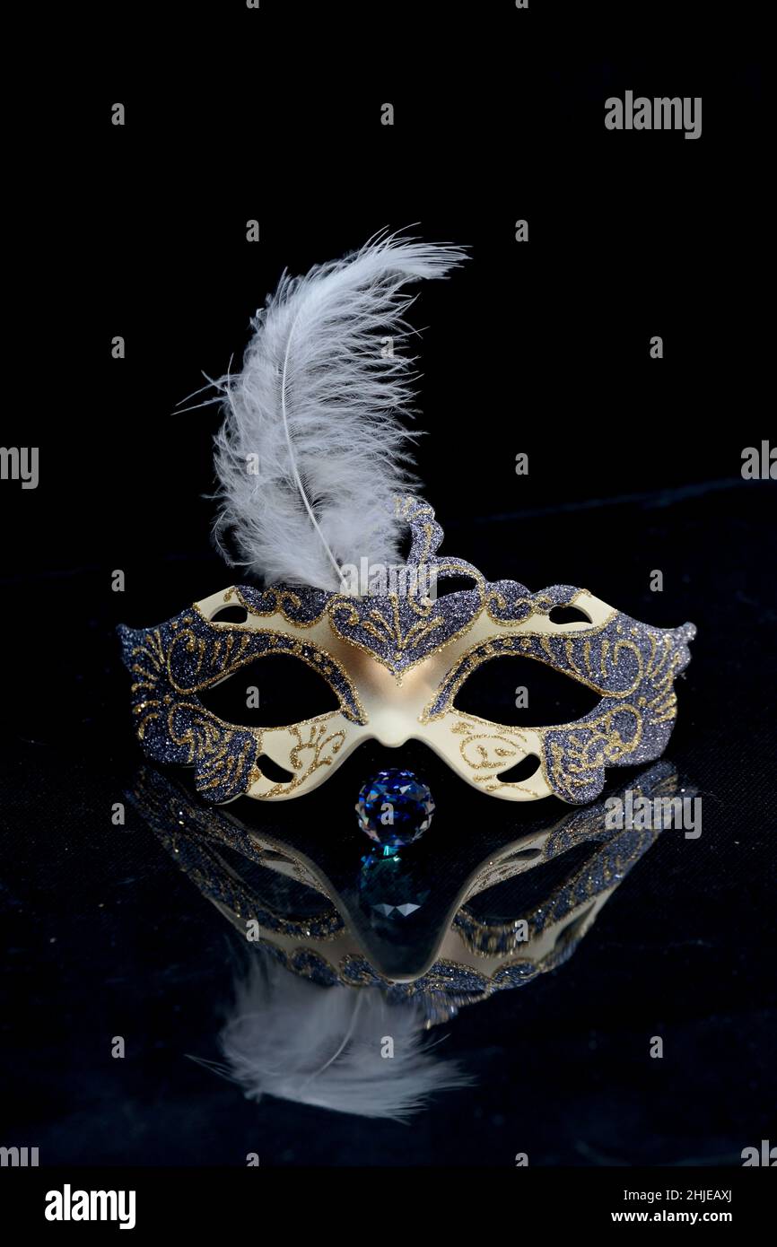 Mask ball hi-res stock photography and images - Alamy