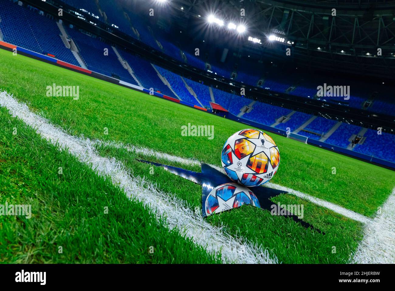 Football: Adidas Final, official match ball for the knockout stages and the  final in former host city St. Petersburg Petrowski stadium of UEFA  Champions League 2022 Stock Photo - Alamy