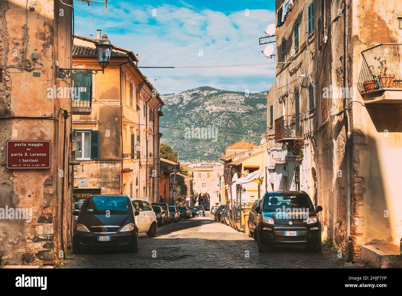 Terracina, Italy. Former Gate Of Porto Maggio At Corso Anita Garibaldi Street. It Served As Main Entrance To City From Rome Stock Photo