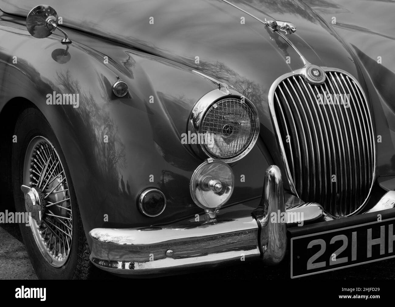 Jaguar XK150 motor car showing bonnet and grill detail Stock Photo