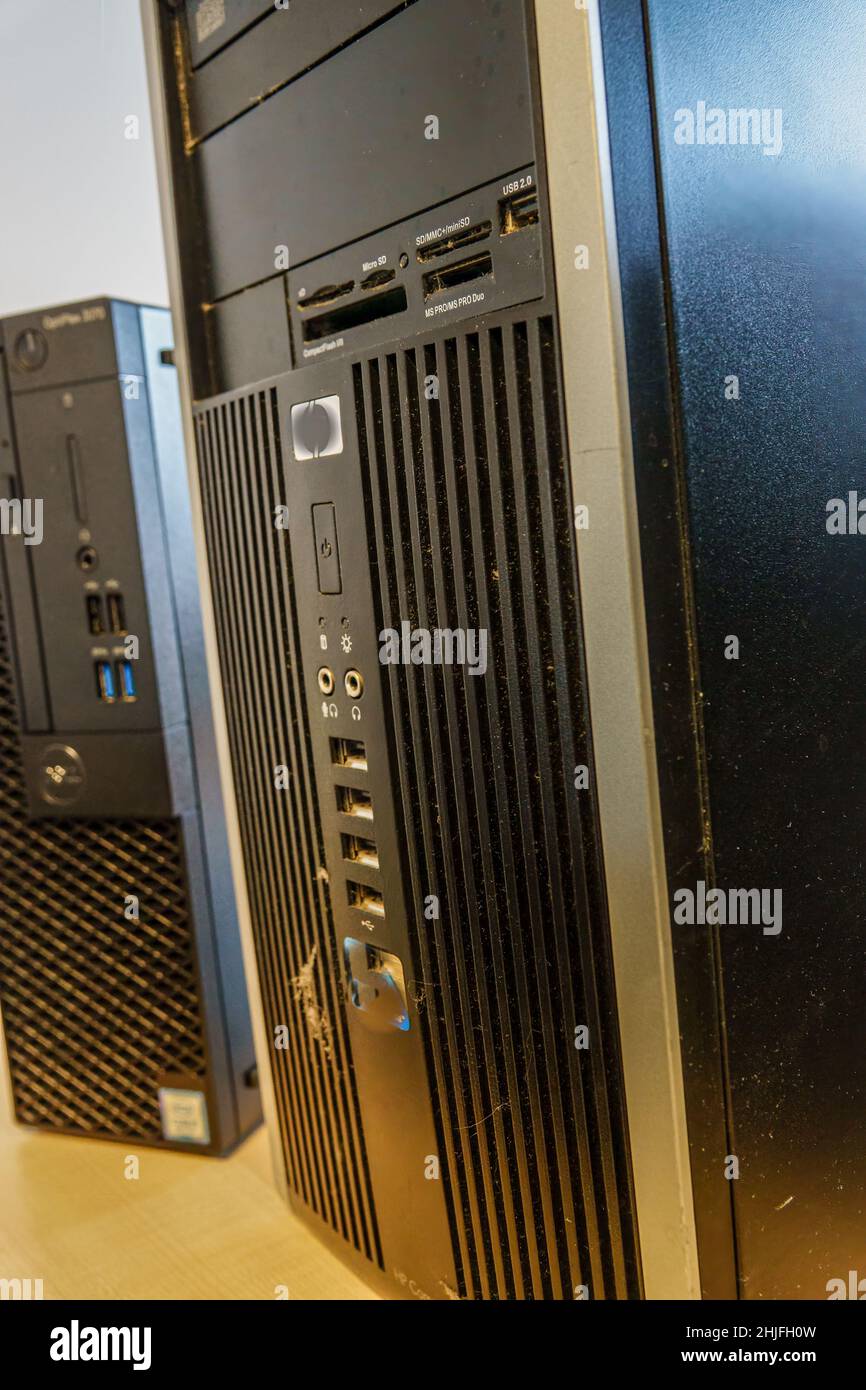 Used It used office IT equipment ready for end-of-life disposal Stock Photo - Alamy