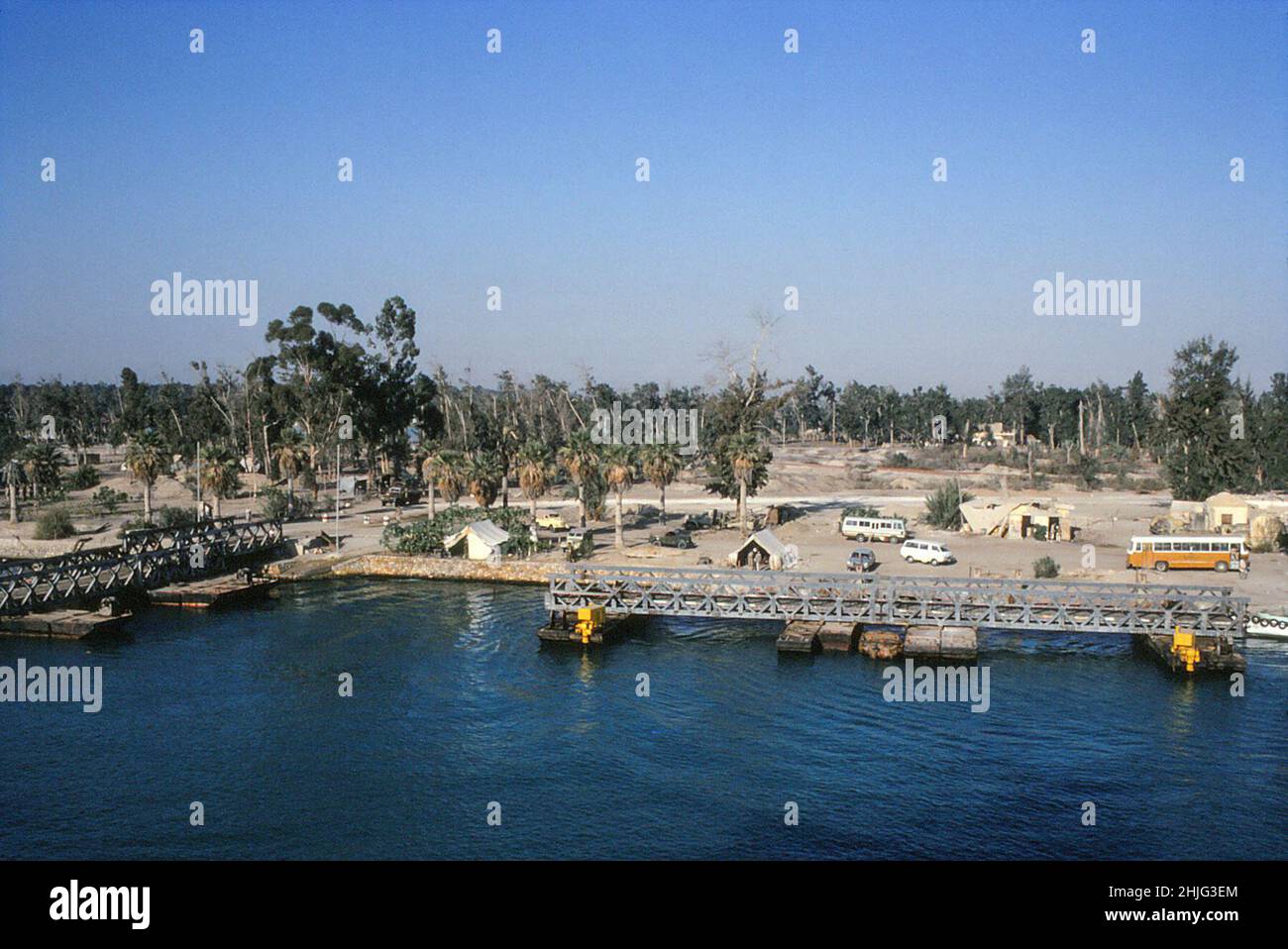 Possible temporary pontoon bridge across the Suez Canal near Ismailia, Egypt, 10th February 1978 Stock Photo