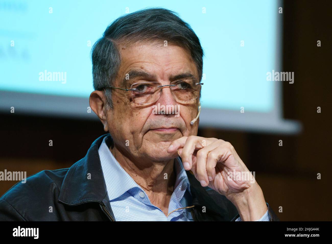 Madrid, Spain. 28th Jan, 2022. The writer Sergio Ramírez Mercado seen during a conference "Mexico in books" at the Cervantes Institute in Madrid. Credit: SOPA Images Limited/Alamy Live News Stock Photo