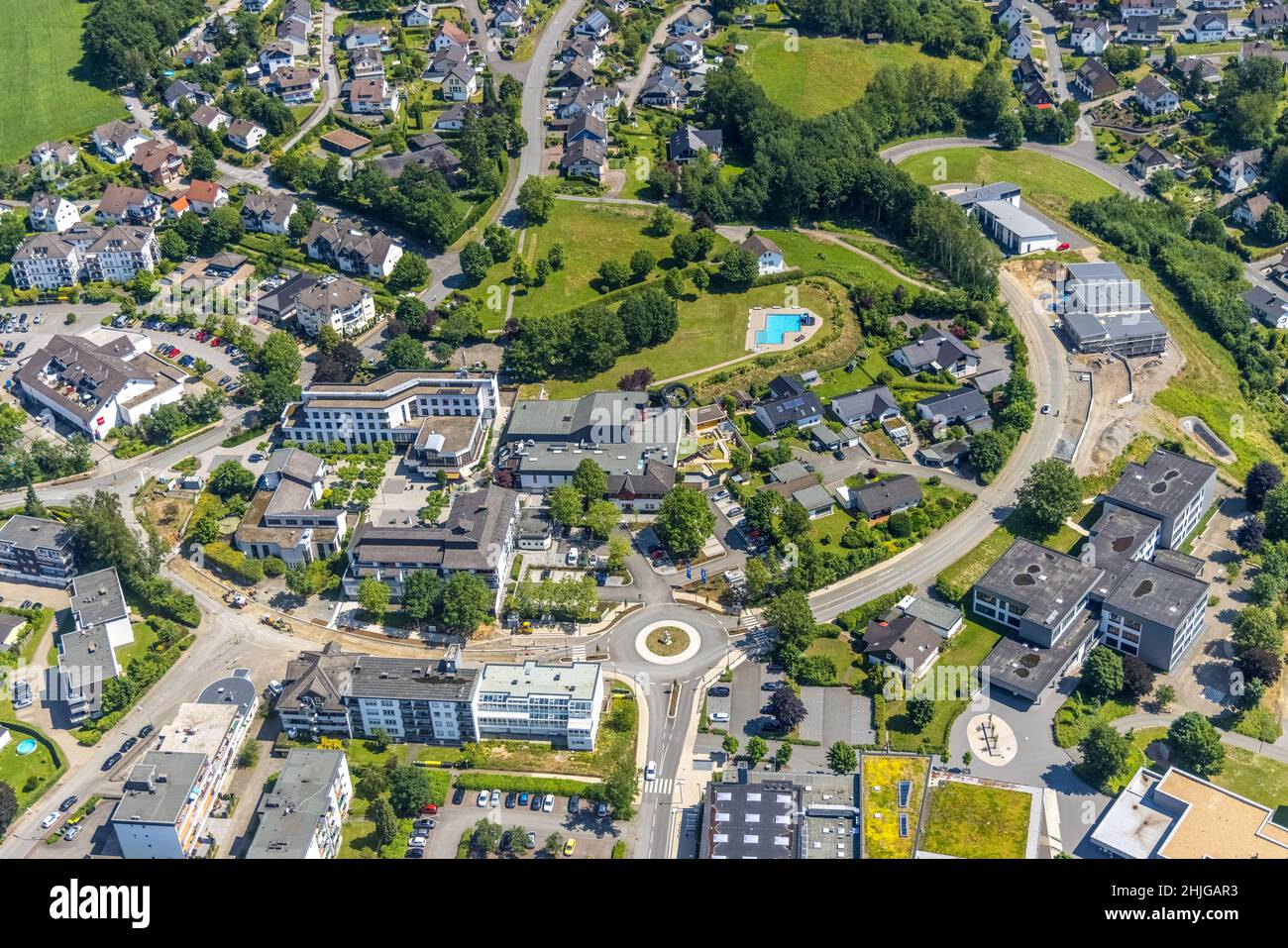 Aerial photograph, town hall Finnentrop Am Markt, Finto swimming pool, Bigge-Lenne comprehensive school, construction site at Kopernikusstraße, Finnen Stock Photo