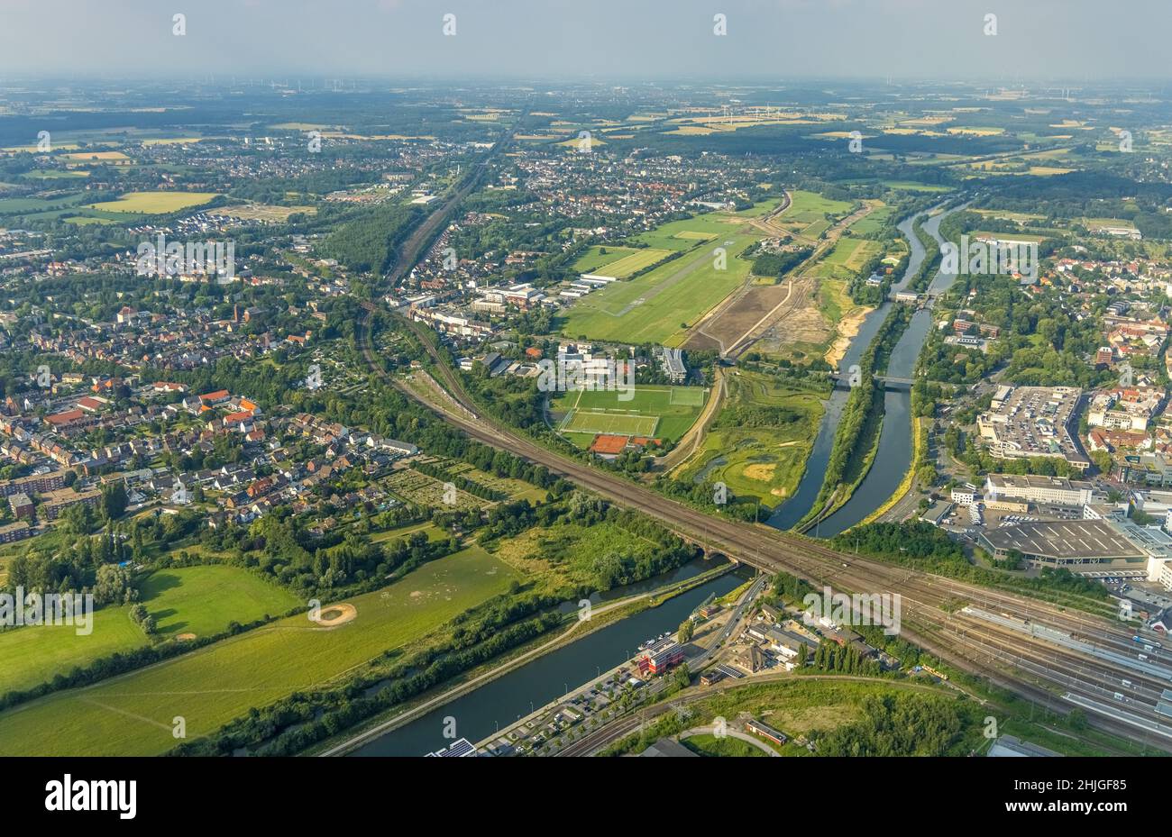 Aerial photograph, Hamm-Lippewiesen airfield, Lippe floodplain, Hamm lock, Lippe river, Datteln-Hamm canal, construction site for protective dam at Ju Stock Photo