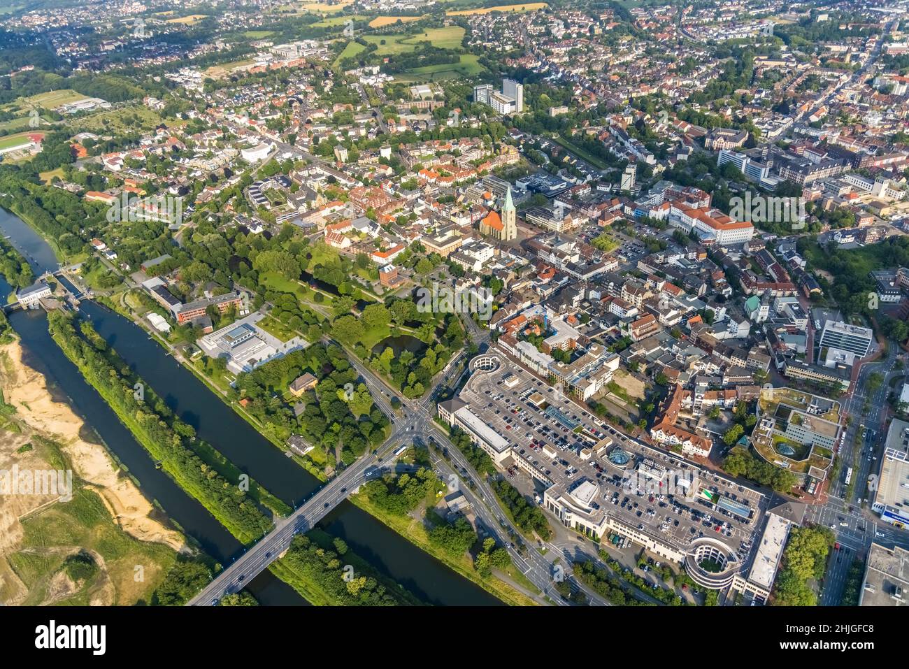 Aerial view, city centre view, , Allee-Center Hamm, Ritterpassage, Gymnasium Hammonense and new water sports centre, Heessen, Hamm, Ruhr area, North R Stock Photo