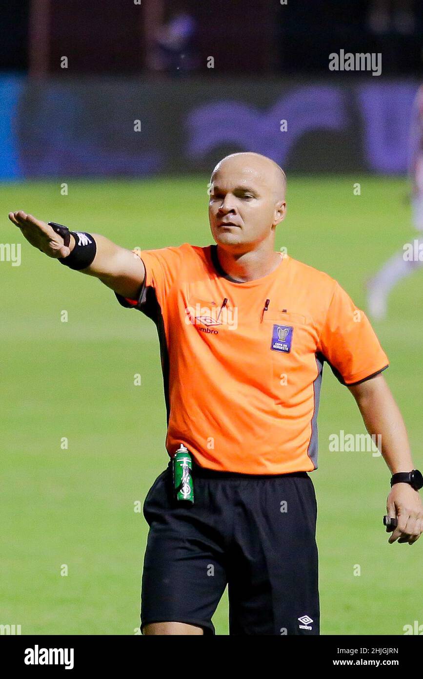 Referee brazil hi-res stock photography and images - Page 29 - Alamy