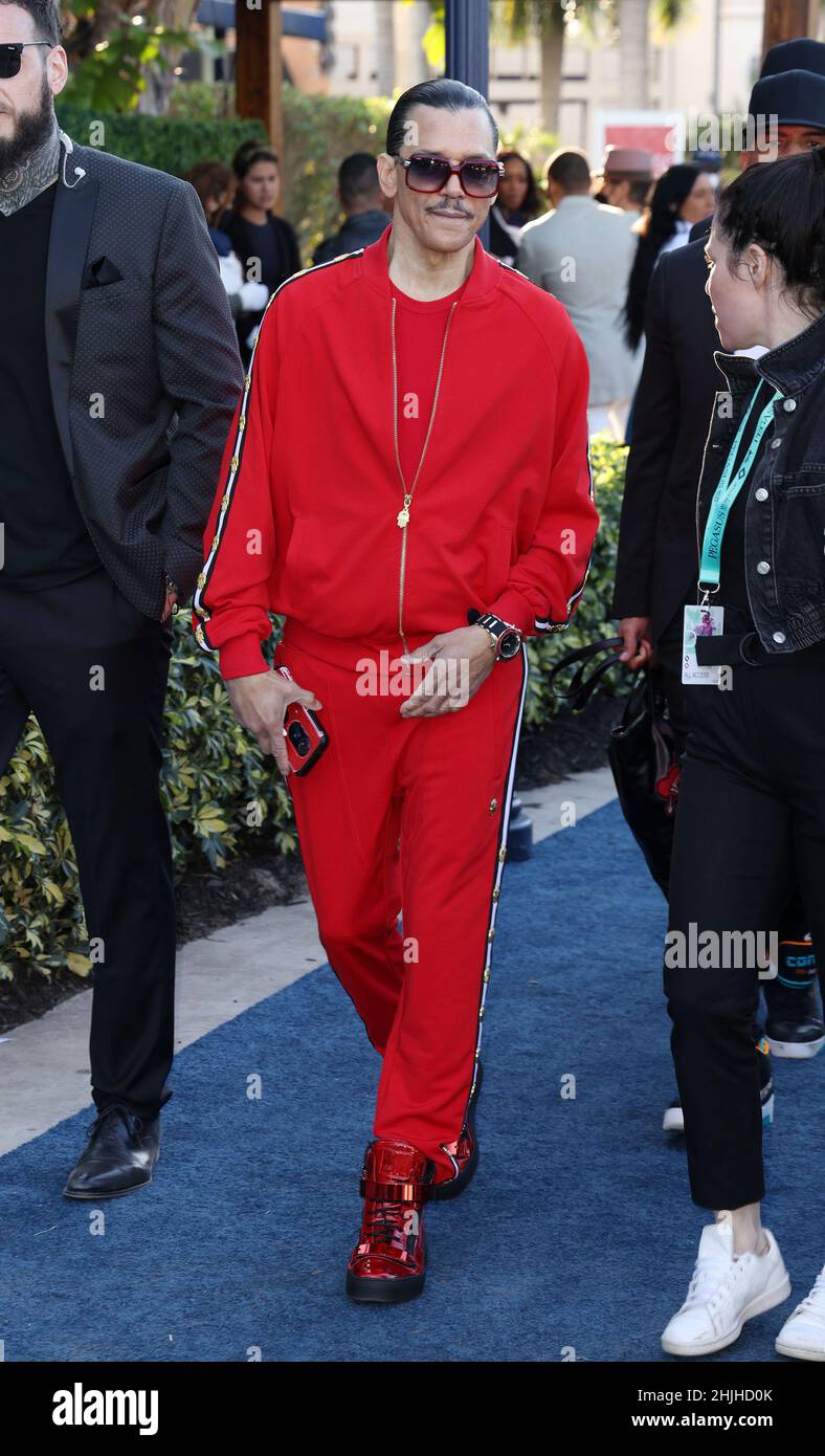 HALLANDALE, FLORIDA JANUARY 29 El DeBarge attends the 2022 Pegasus