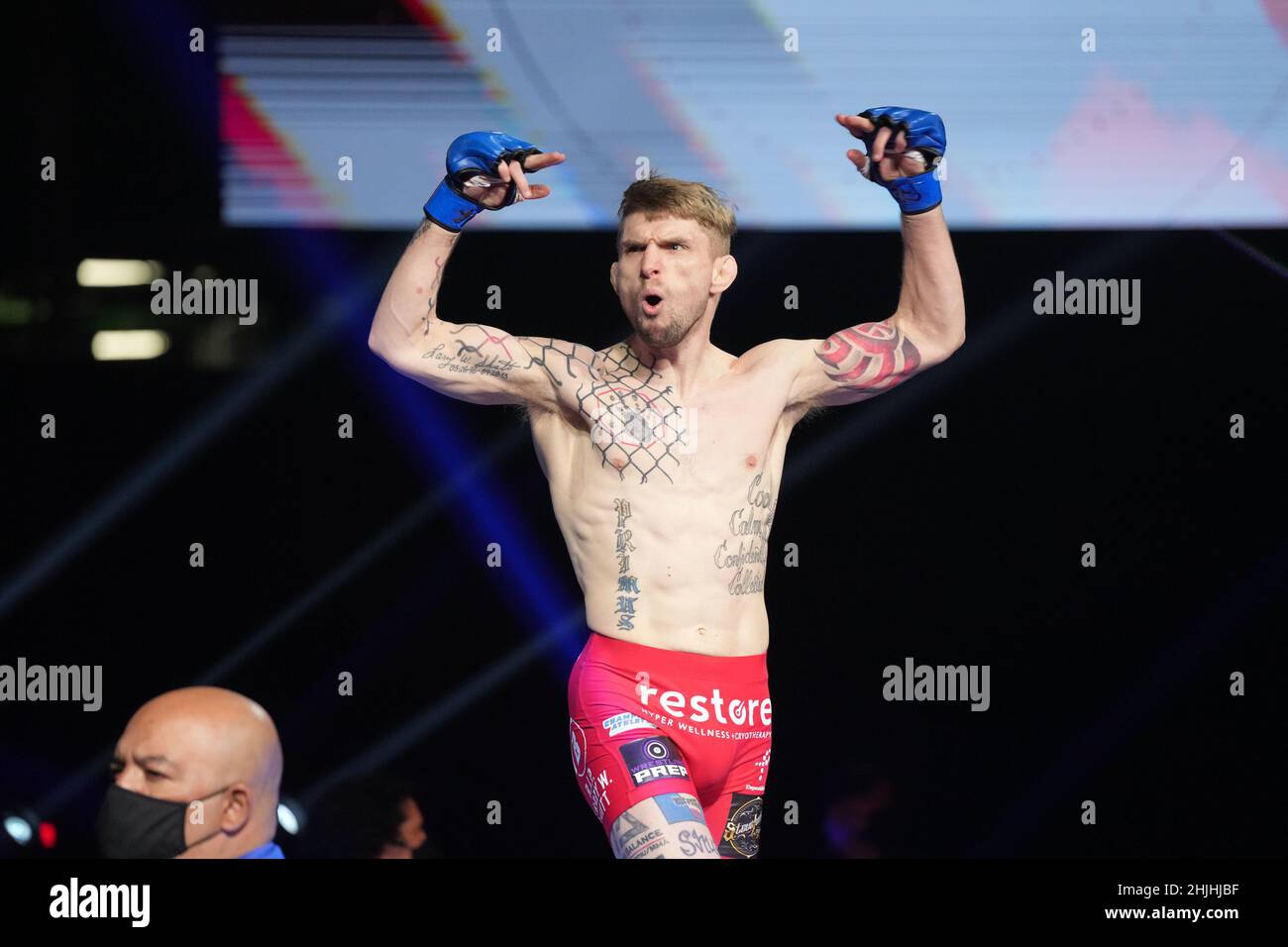 PHOENIX, AZ - JANUARY 29: Blaine Shutt prepares to fight Nikita Mikhailov in their bantamweight fight during the Bellator 273: Bader v Moldavsky event at Footprint Center,  on January 29, 2022 in Phoenix, AZ, United States. (Photo by Louis Grasse/PxImages) Stock Photo