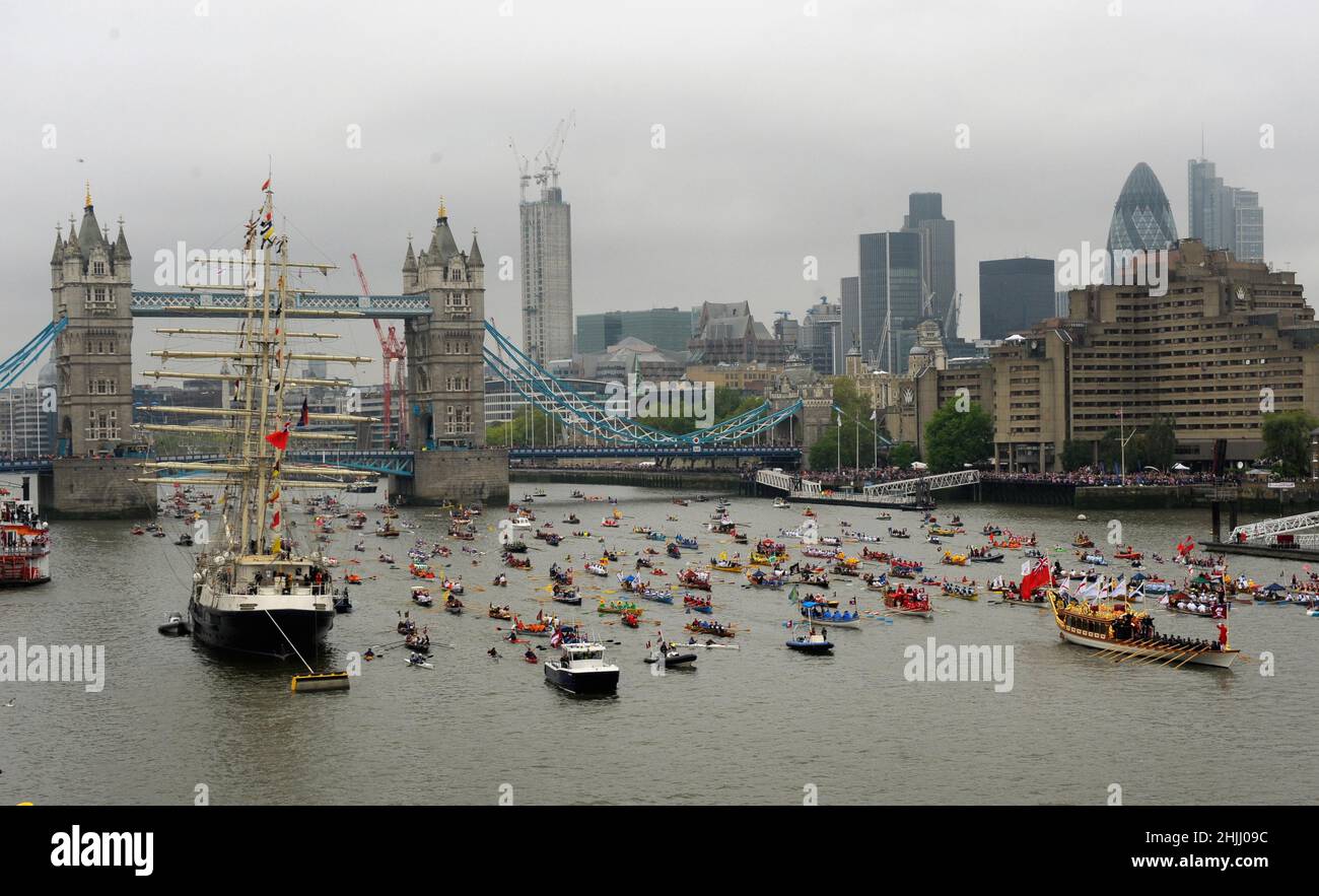 File photo dated 3/6/2012 of The Gloriana, the £1 million row barge, leading the manpowered section of the Diamond Jubilee River Pageant along the River Thames, London. Issue date: Sunday January 30, 2022. Stock Photo