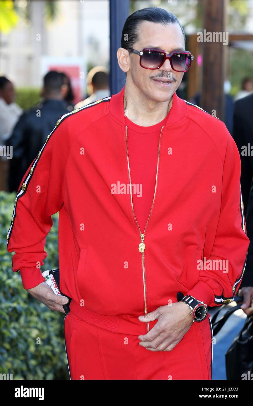 Hallandale, Florida, USA. 29th Jan, 2022. El DeBarge attends the 2022