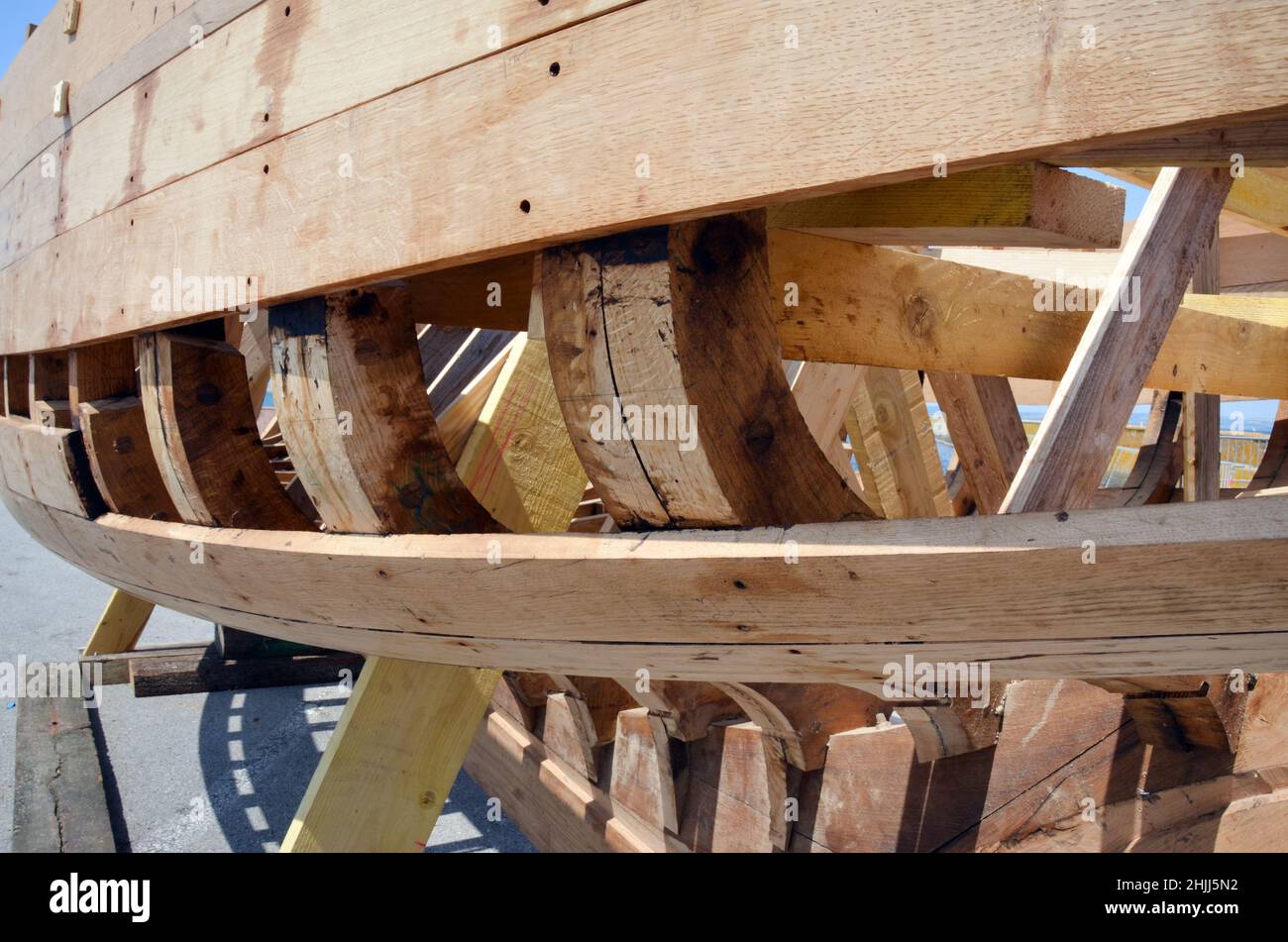 A classical wooden fishing boat in the final stage of construction by an  association dedicated to vintage boats, Douarnenez, Brittany Stock Photo -  Alamy