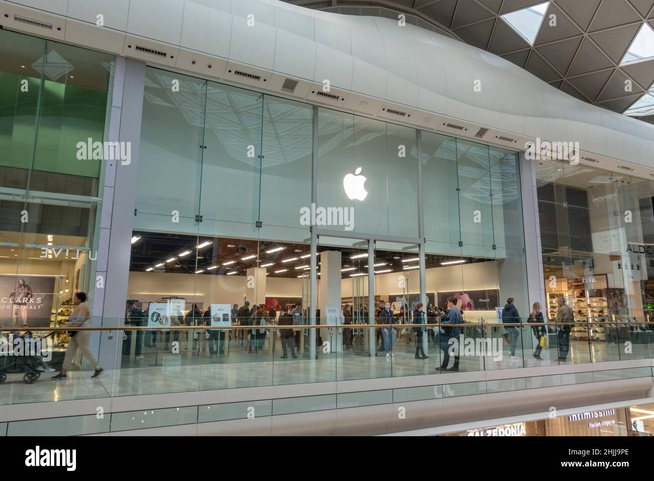 The Apple store in Westfield London, Shepherds Bush, London, UK Stock Photo