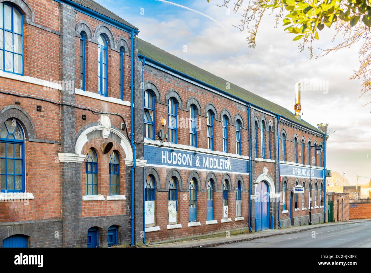 Hudson & Middleton traditional victorian ceramic pottery factory in