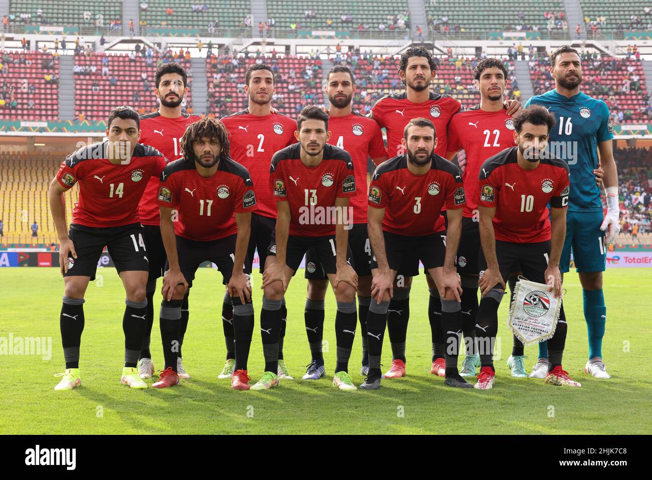 Cameroon, Yaounde, January 30 2022 - National team of Egypt pose for team photo from top left: Ayman Ashraf, Mohamed Abdelmonem, Amr El Solia, Ahmed Hegazy, Omar Marmoush, Gabaski, from bottom left: Mostafa Mohamed, Mohamed Elneny, Ahmed El Fotouh, Omar Kamal, Mohamed Salah during the Africa Cup of Nations - Play Offs - Quarter-finals match between Egypt and Morocco at Stade Ahmadou Ahidjo, Yaounde, Cameroon, 30/01/2022. Photo SF Credit: Sebo47/Alamy Live News Stock Photo