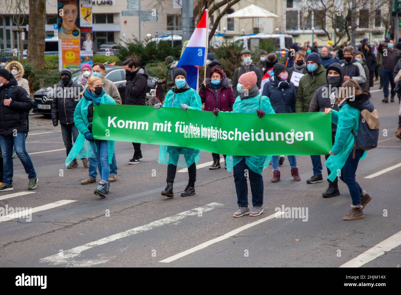 Frankfurt: Large demonstration against the Corona measures. The organizer estimates the number of participants at 20,000 Stock Photo