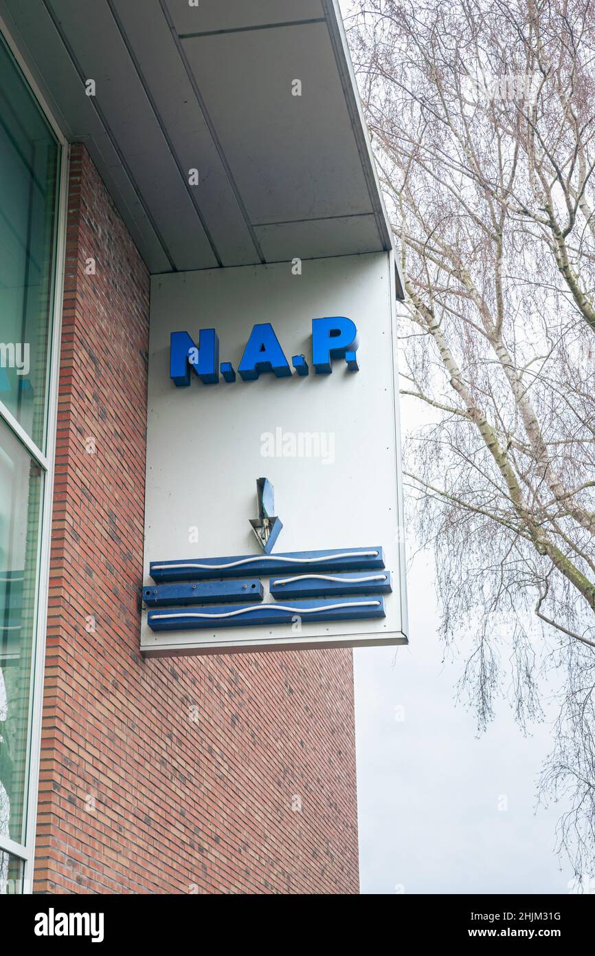 Arrow on a building indicating how high the water would rise in the event of a flood Stock Photo