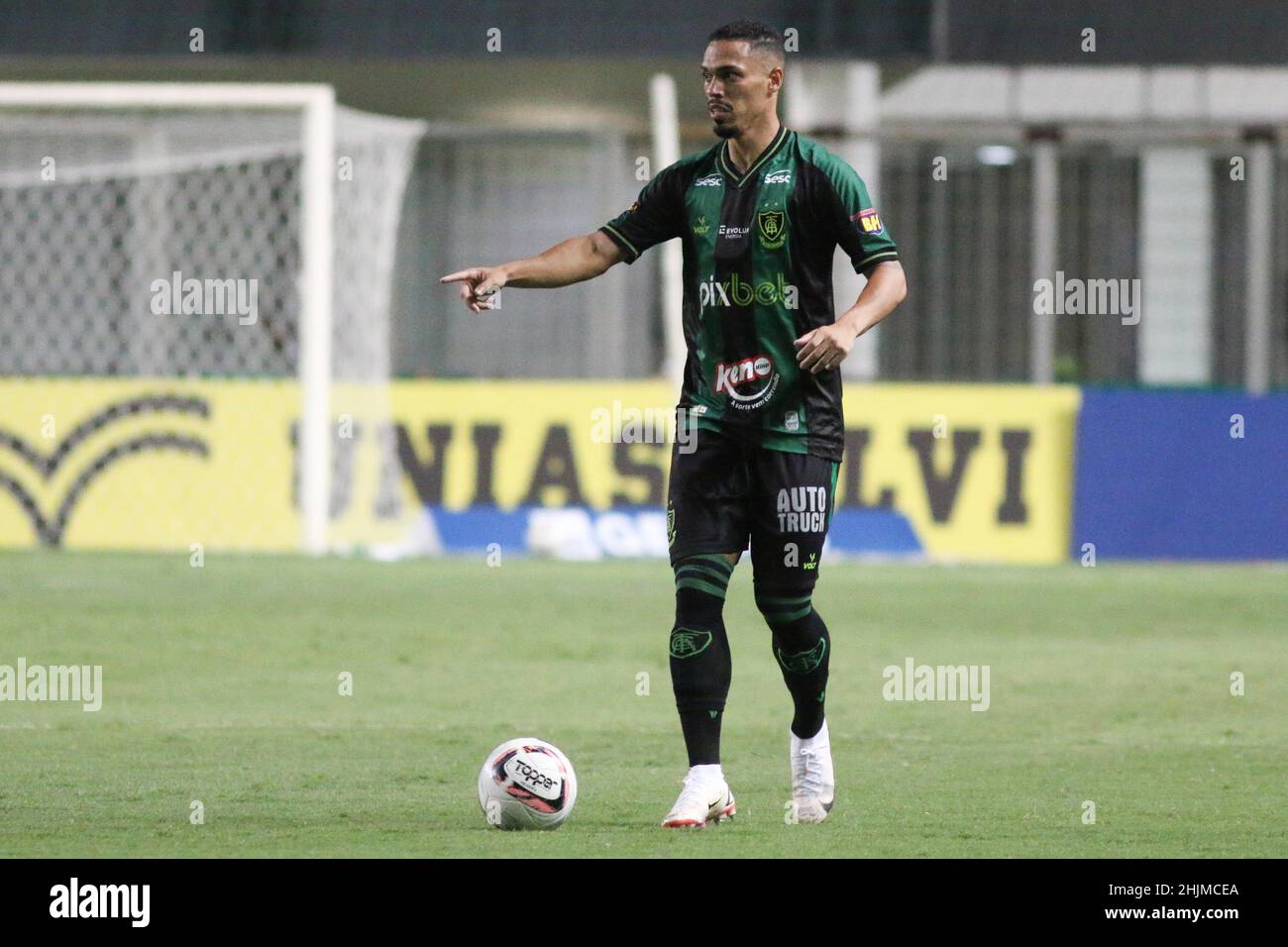 Unexpected Twist Menas Goal In Bucaramangas Match Against Mineiro - 6wbx02r