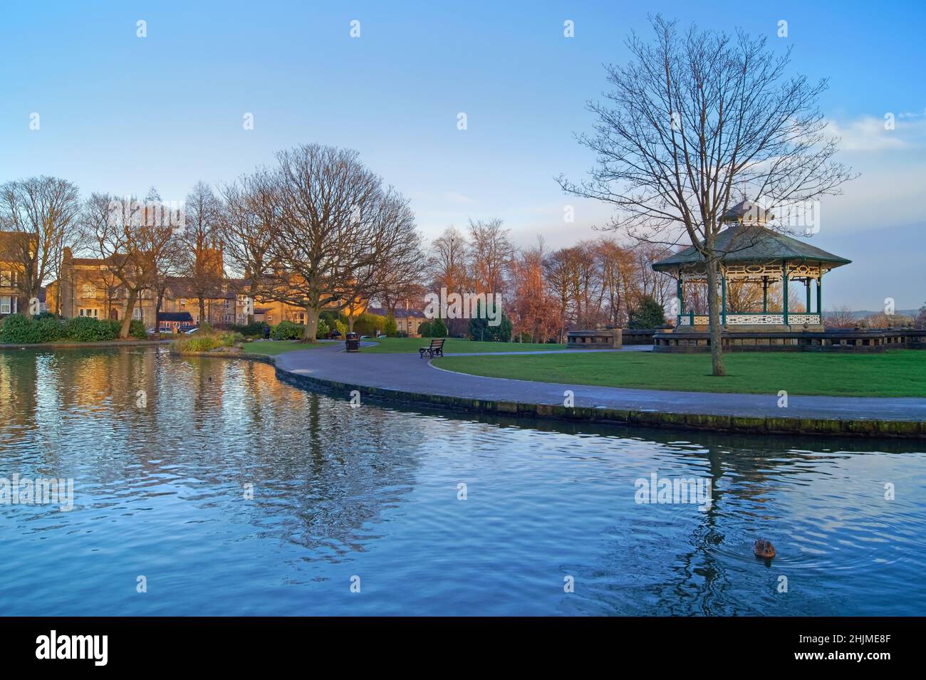 UK, West Yorkshire, Huddersfield, Greenhead Park, Bandstand and Lake Stock Photo