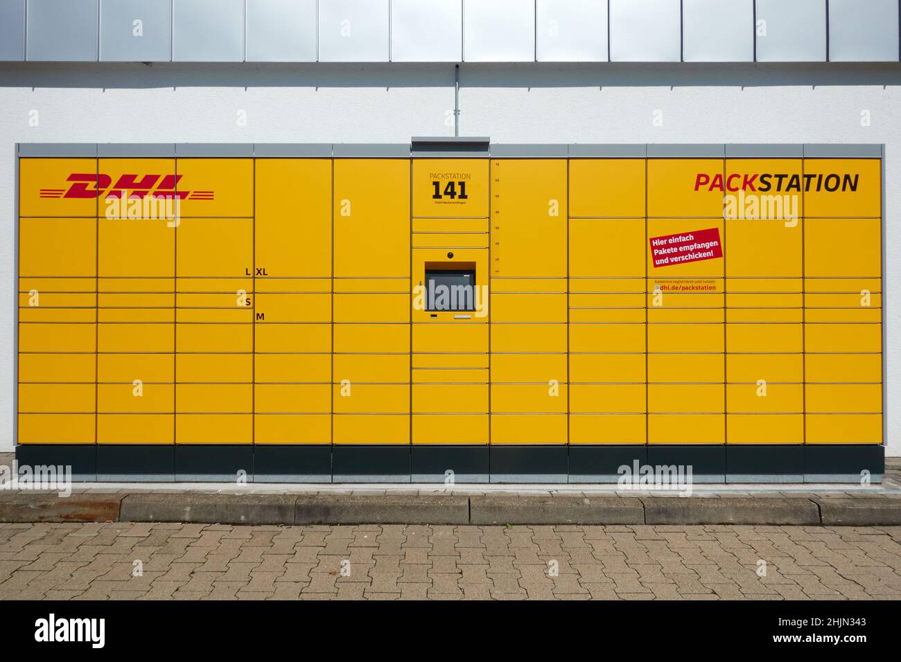 Dhl Packstation High Resolution Stock Photography and Images - Alamy