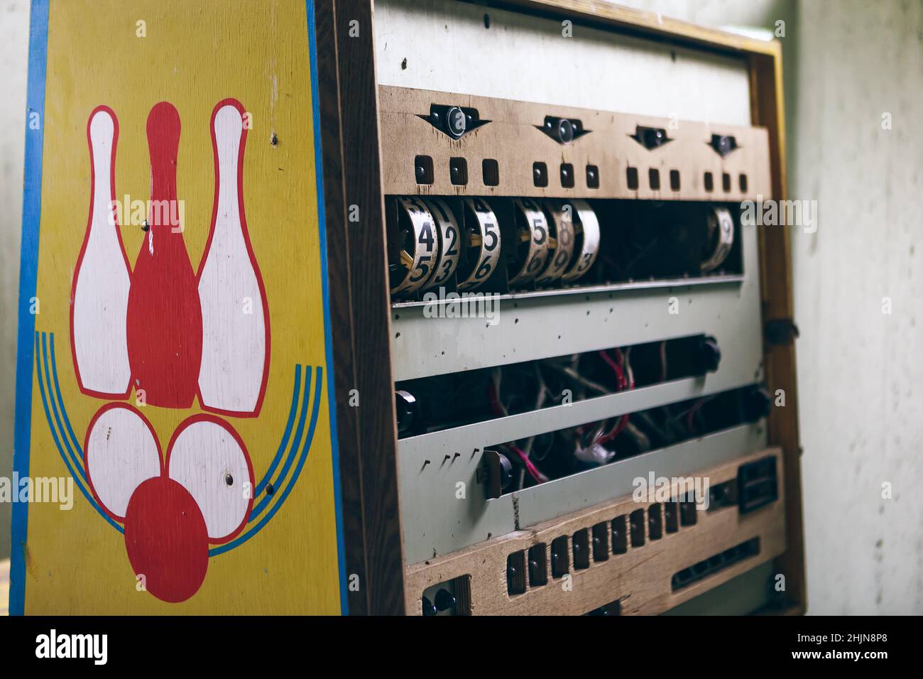Vintage bowling machine hi-res stock photography and images - Alamy