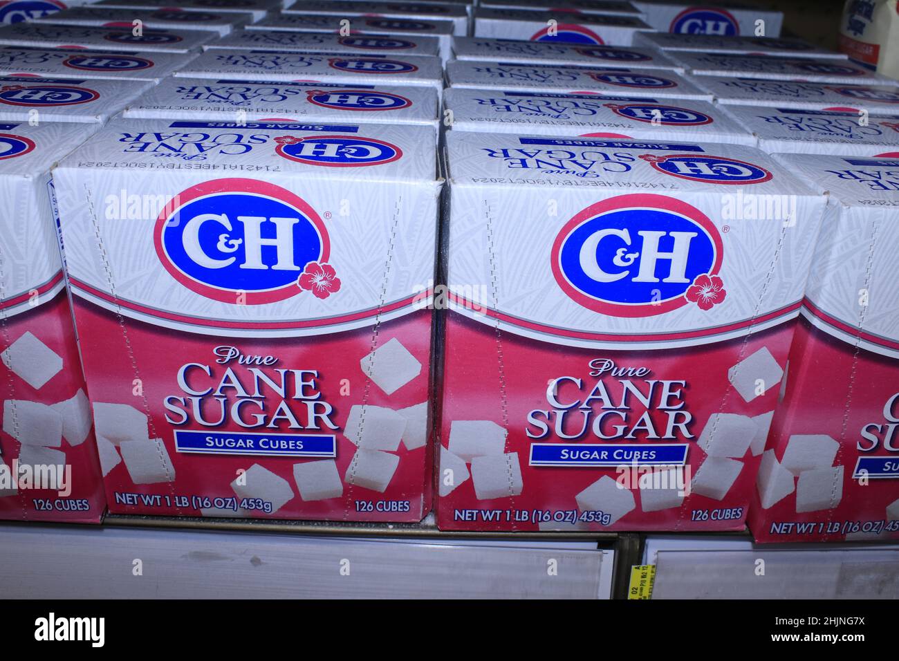 C&H Pure cane sugar cubes in boxes on a shelf Stock Photo Alamy