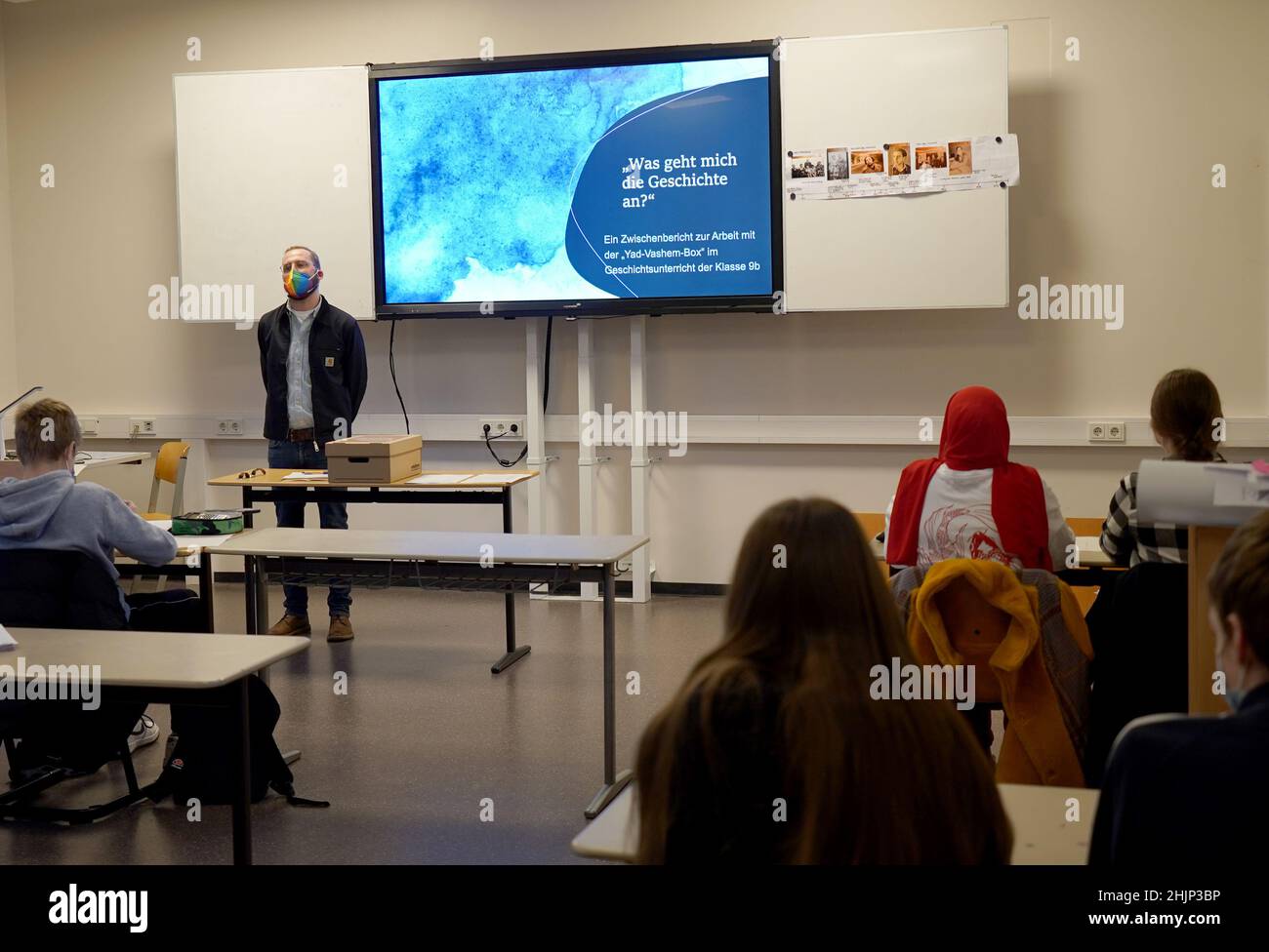 31 January 2022, SchleswigHolstein, Schenefeld History teacher Daniel