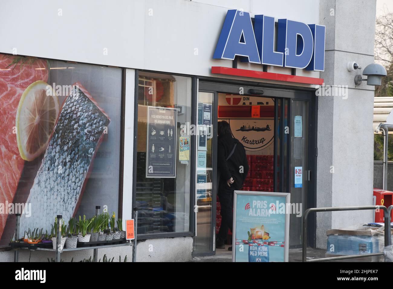 Copenhagen/Denmark./31 January 2022/    German Aldi grocery storeis openss on Christms day in Kastrup on Amagare in danish capital Ka<strup Copenahgen  Denamrk, (Photo.Francis Dean /Dean Pictures) Stock Photo