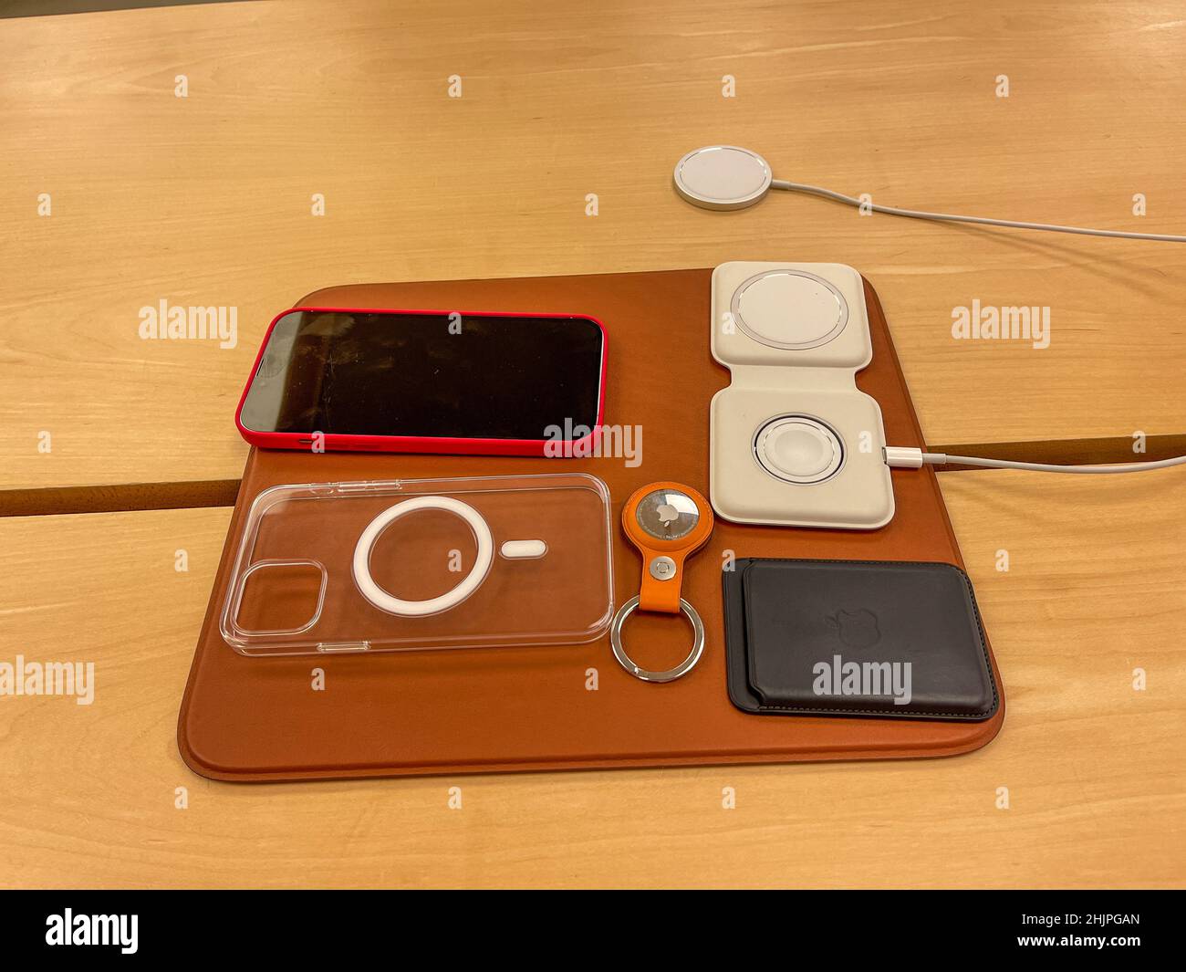 Orlando, FL/USA-12/6/19: An Apple store display of Photography Accessories  for customers to purchase Stock Photo - Alamy
