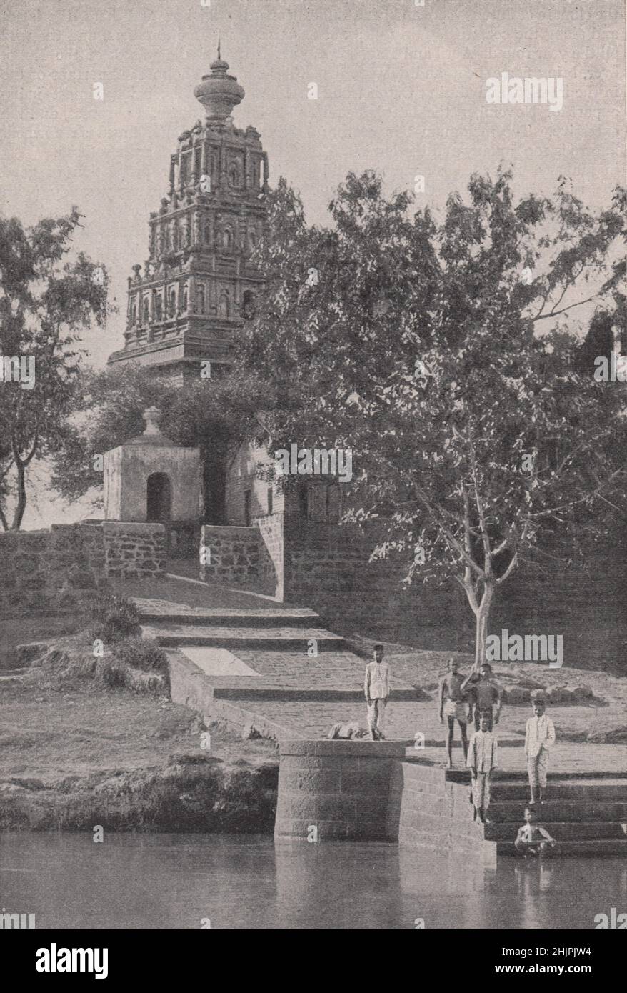 Remote Maratha shrine of the Hindu gods. India. Bombay and Gujarat (1923) Stock Photo