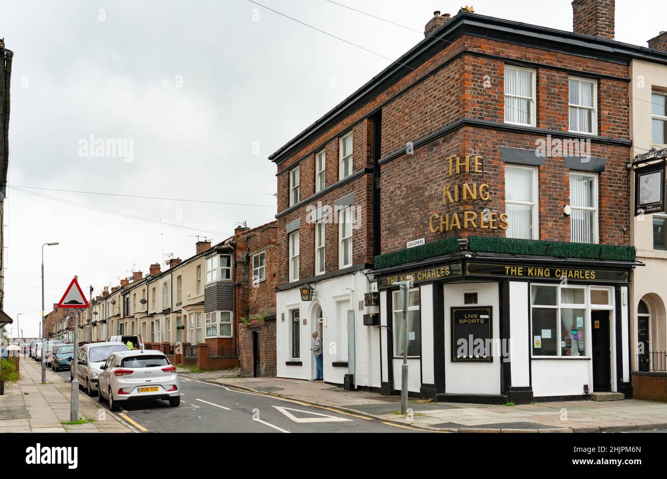 The King Charles Pub on the corner of Grasmere Street and Thirlmere Road, Liverpool 5. Image taken in September 2021. Stock Photo